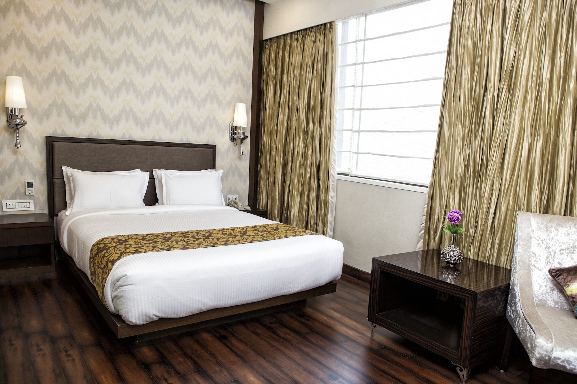 Hotel Gangakashi Nagpur Bagian luar foto